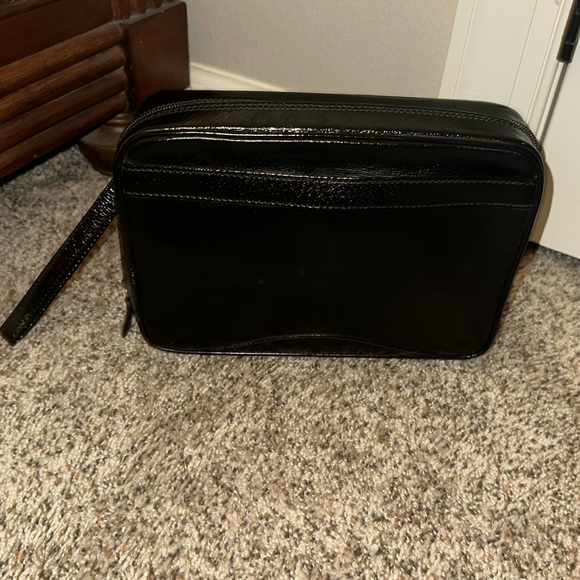 Gucci Black Clutch Vintage Or Men’s  or Women’s Toiletry Bag - Red Inside - Picture 1 of 16